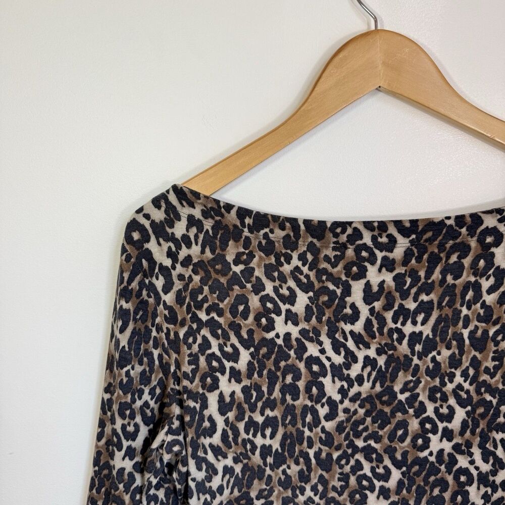ST JOHN T Shirt Blouse Top M Leopard Print Boat Neck Rayon Spandex Comfy Stretch - Picture 4 of 10
